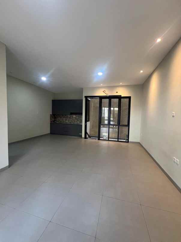 rumah baru dalam komplek di limo cinere depok