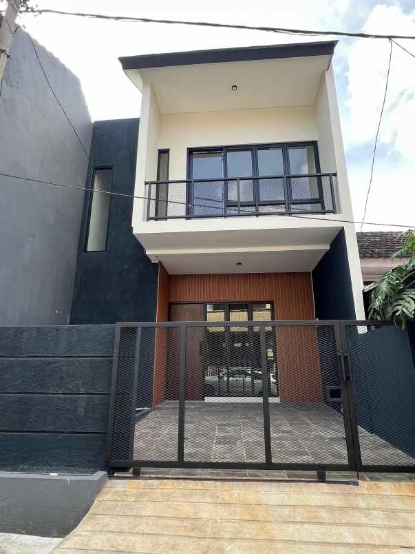 rumah baru dalam komplek di limo cinere depok