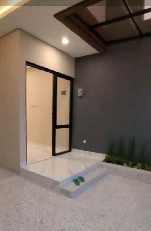 rumah baru elegan 3 unit di cisaranteun arcamanik