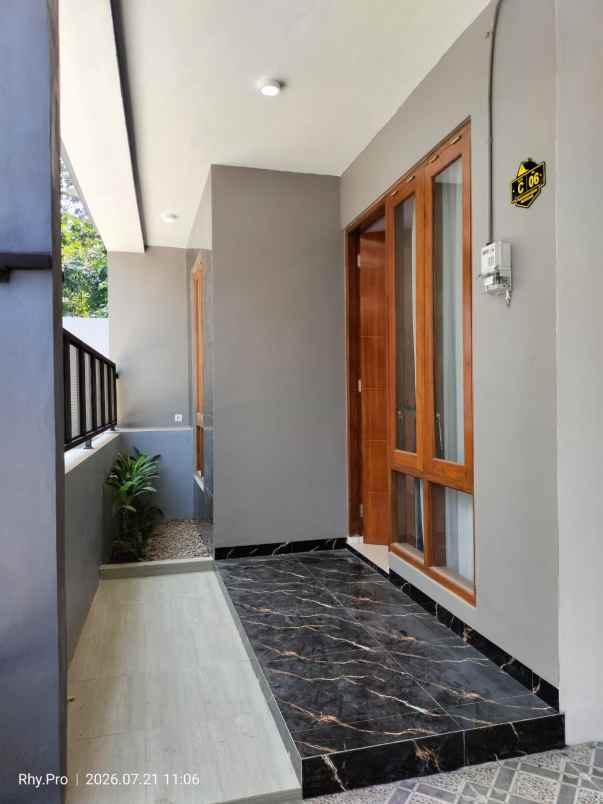 rumah baru full furnished dekat kampus uii yogyakarta