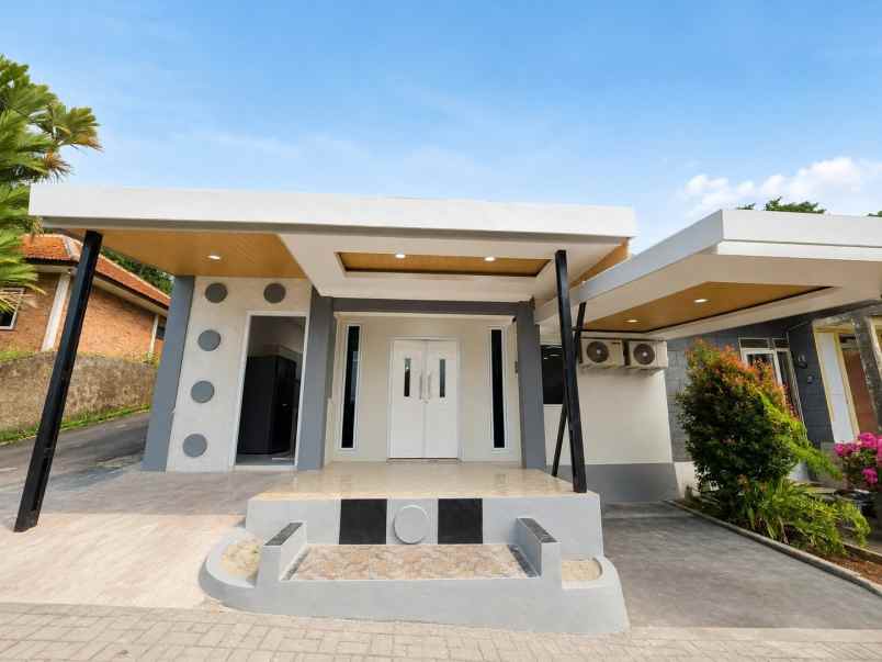 rumah baru mewah siap huni dekat bumi serpong damai