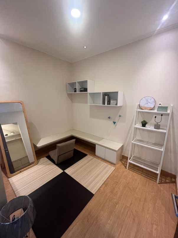 rumah baru minimalis modern dekat kota cinema bekasi