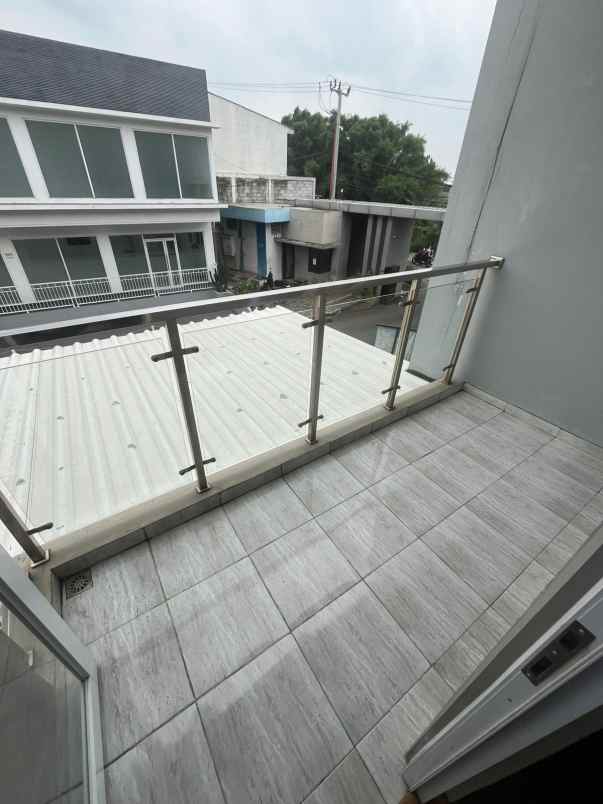 rumah baru minimalis modern dekat kota cinema bekasi