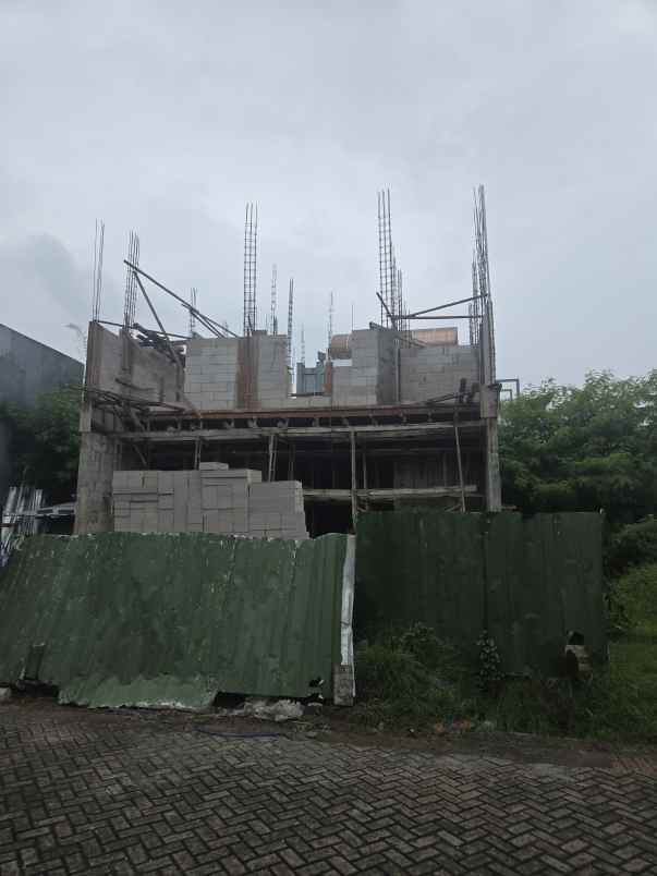 rumah baru minimalis modern di pakuwon city surabaya