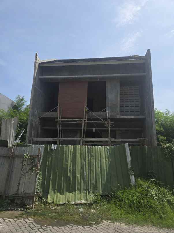 rumah baru minimalis modern di pakuwon city surabaya