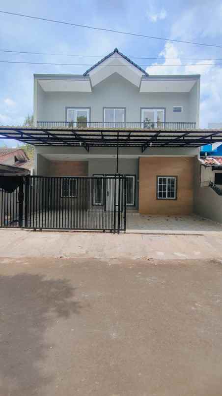 rumah baru siap huni lokasi strategis di griyaloka bsd