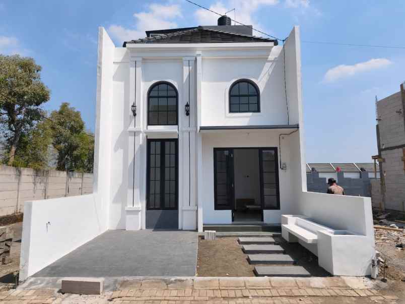 rumah berkonsep villa di bawah 1m