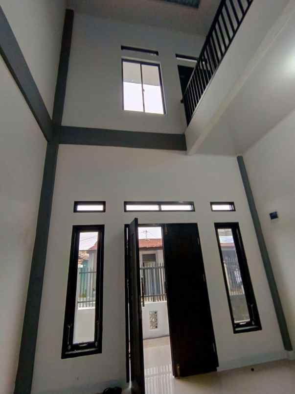 rumah cantik 2 lantai jl tuah karya panam siap huni