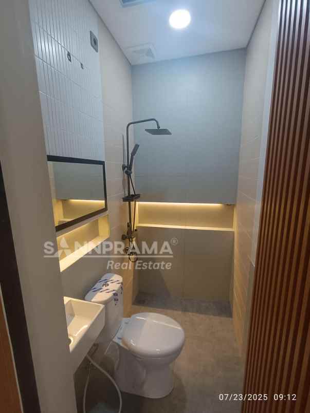 rumah cantik dalam cluster dekat tol limo depok