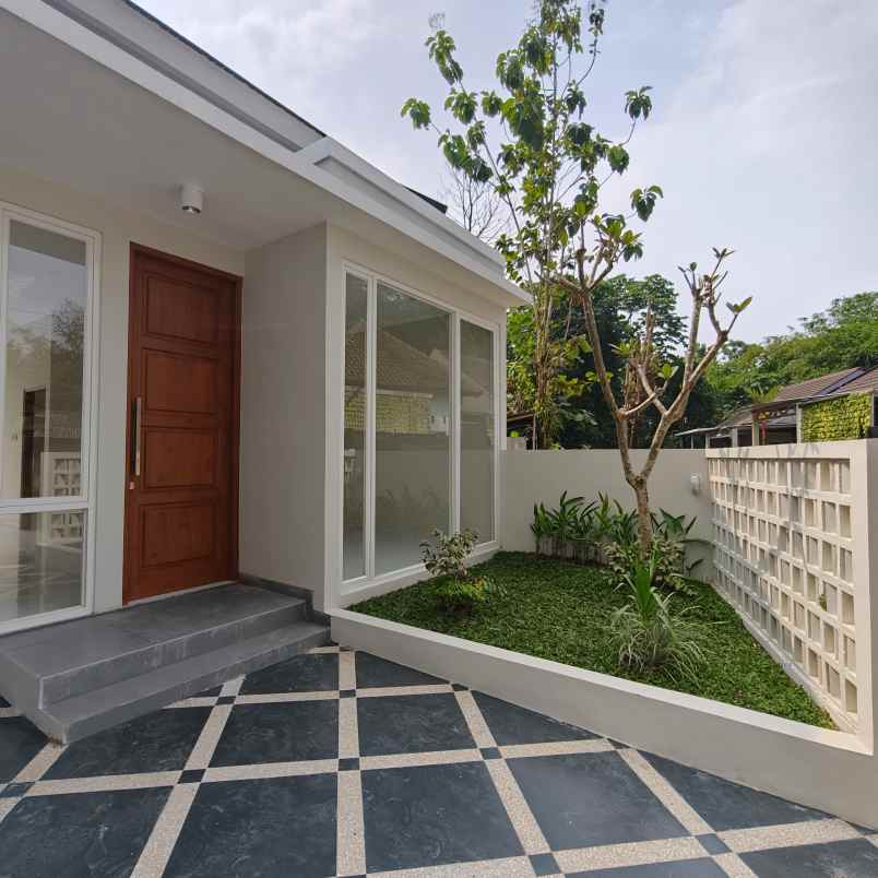 rumah cantik dekat pemda sleman sch jl palagan sleman
