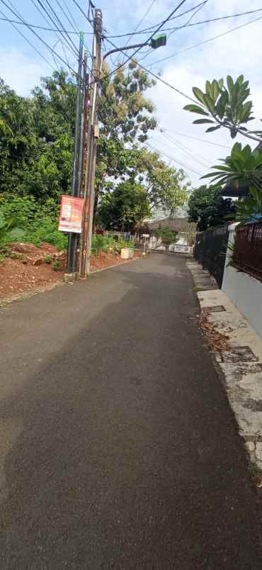 rumah cantik di kav al duren sawit jakarta timur