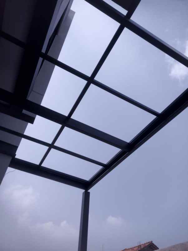 rumah cluster premium 2 5 lantai di pancoran mas depok