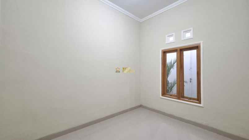 rumah dalam cluster 6 menit ke sekolah budi mulia