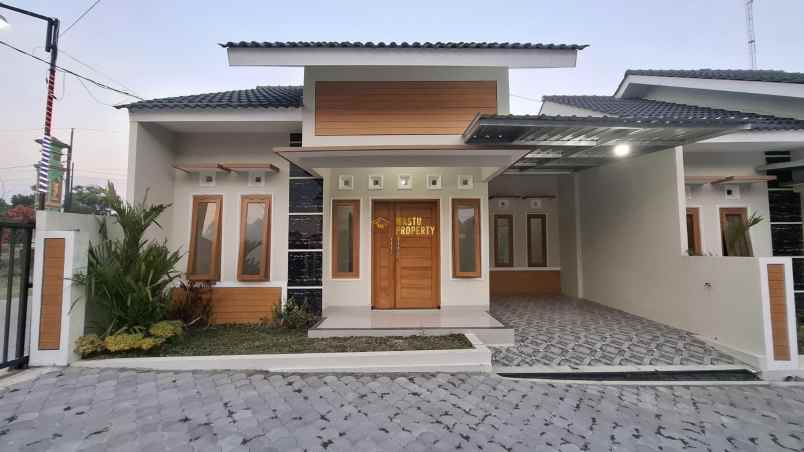 rumah dalam cluster 6 menit ke sekolah budi mulia