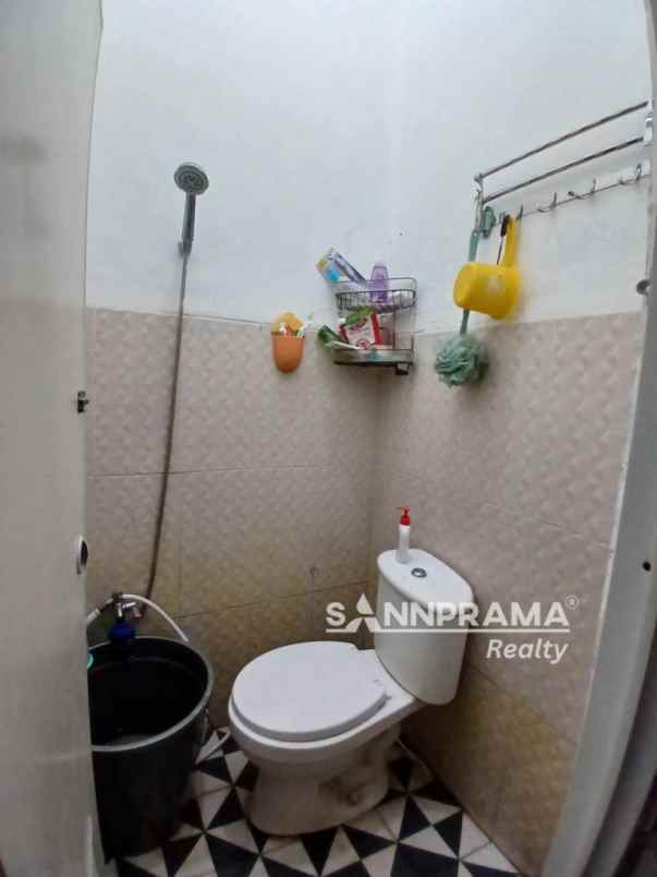 rumah di cluster pasir putih swangan depok imelin