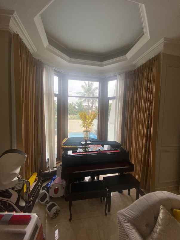 rumah dijual taman aries jakarta barat