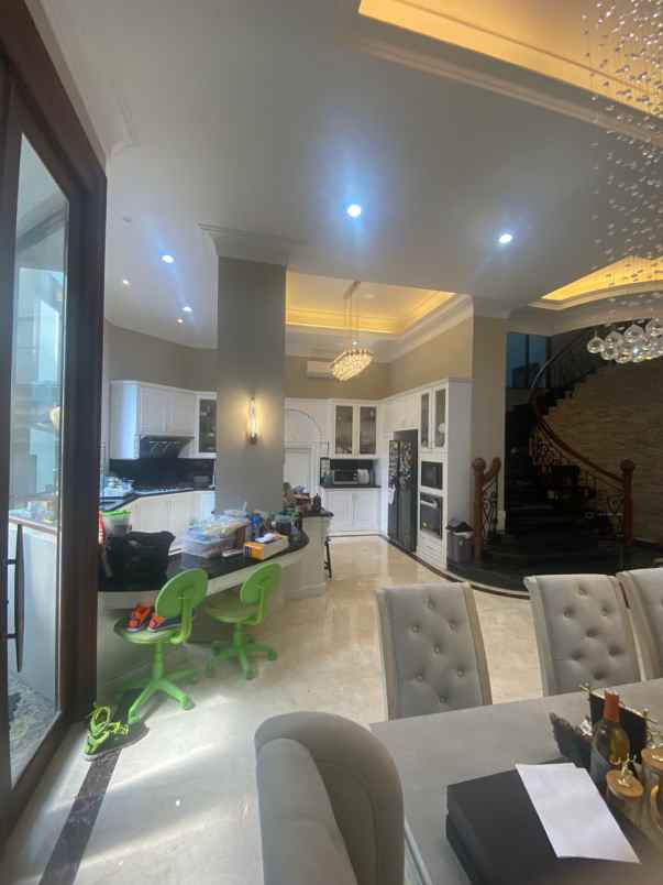 rumah dijual taman aries jakarta barat