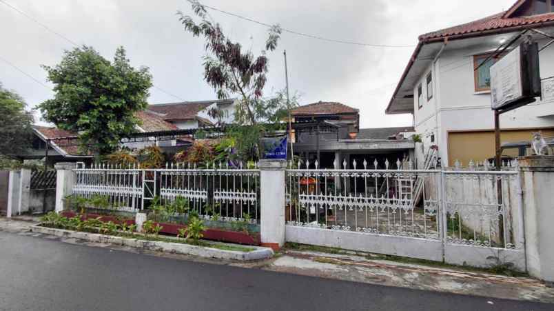 rumah gunung batu hitung tanah lokasi strategis