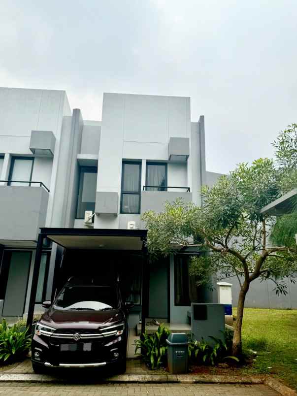 rumah hook 2 lantai tabebuya invensihaus bsd