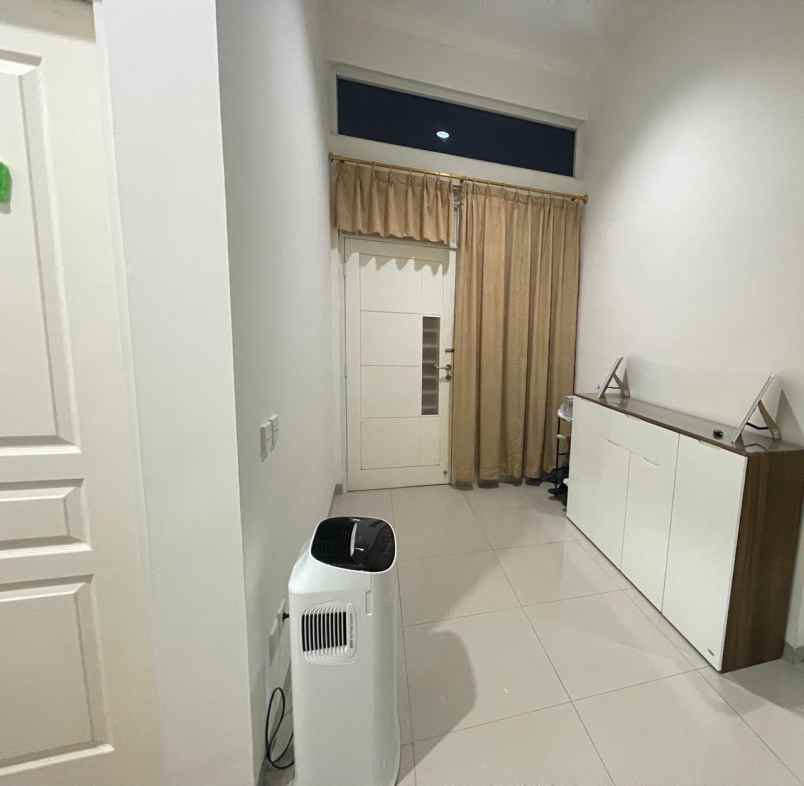 rumah hook full furnished graha padma semarang
