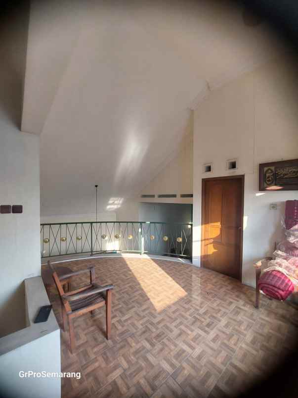 rumah hook modern 2 lantai ganesha pedurungan