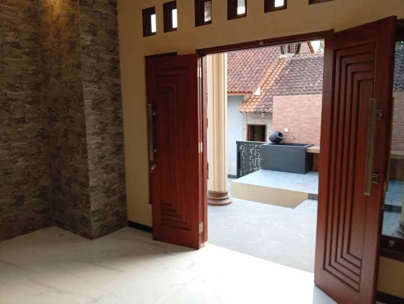 rumah istimewa siap huni shm ready di mangunsari