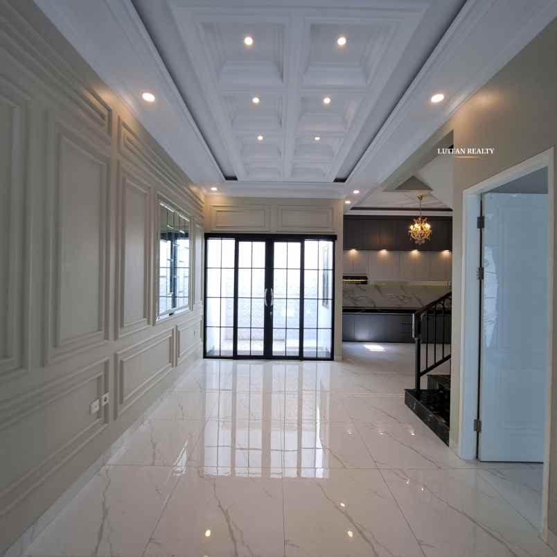 rumah jagakarsa dalam cluster dekat cilandak