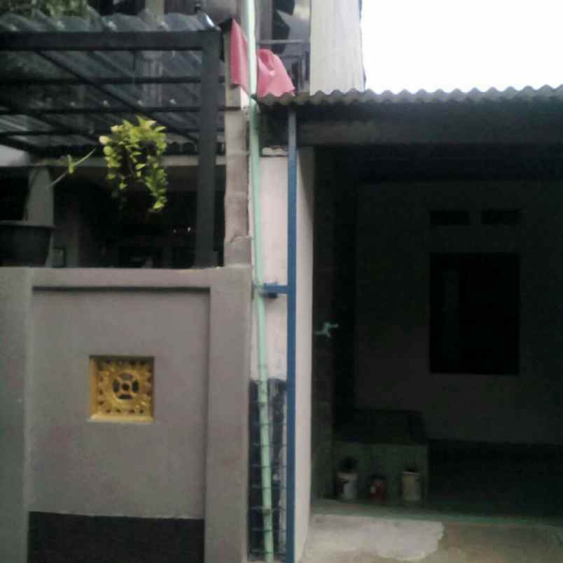rumah jalan raya bogor km 40