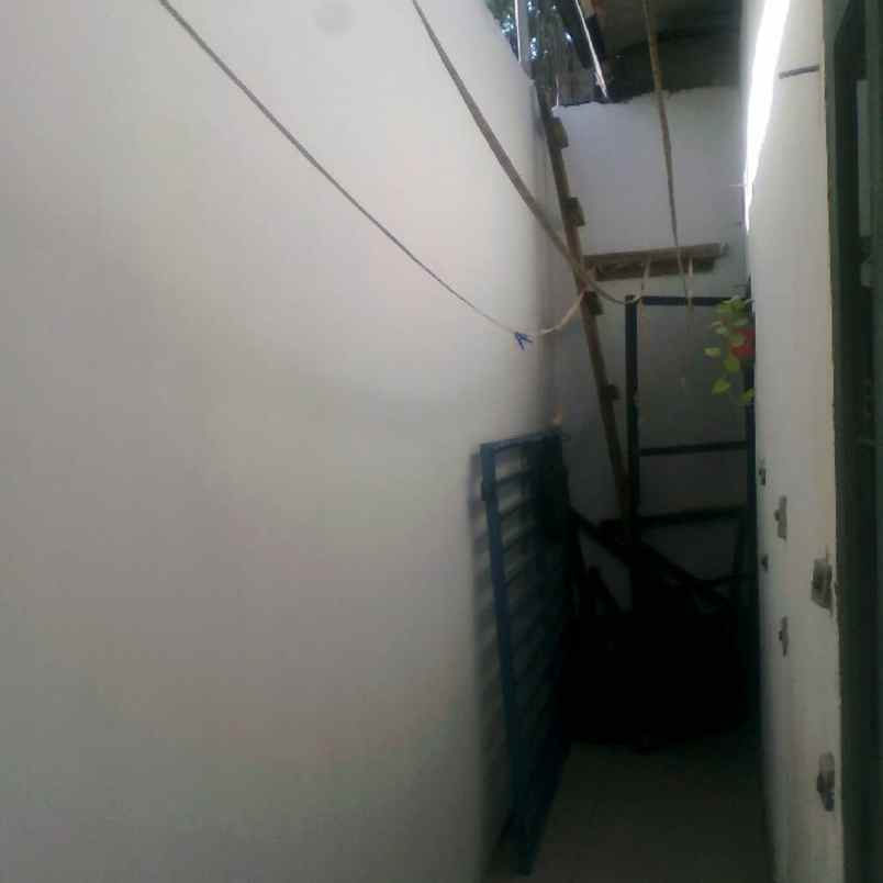 rumah jalan raya bogor km 40