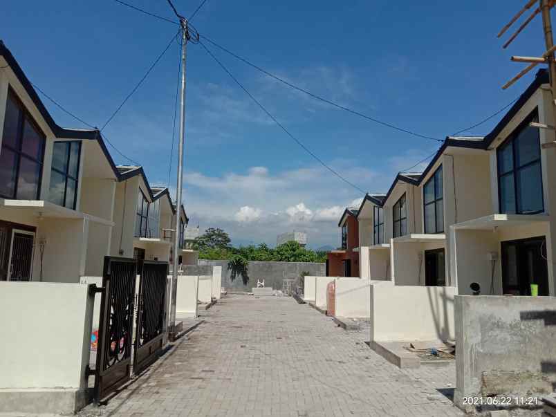 rumah jl batu raden ix ciwastra