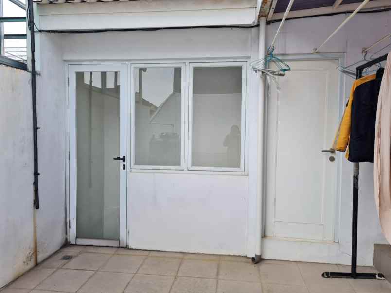 rumah jl kota wisata cibubur