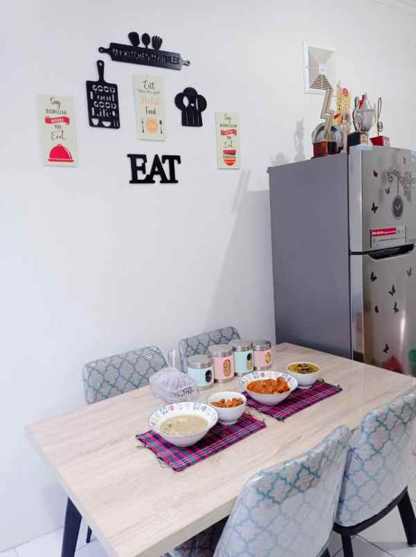 rumah jl raya nanjung