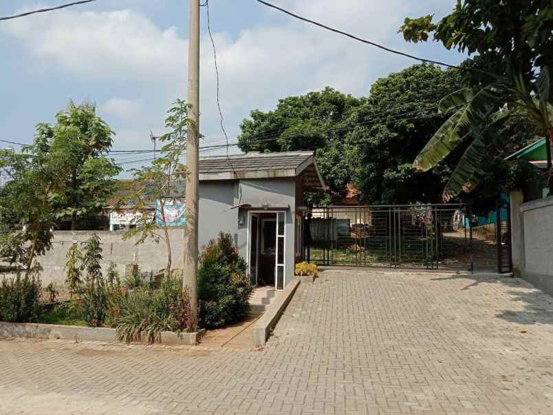 rumah jl raya sukahati cibinong