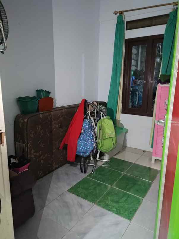 rumah jln raya grogol depok