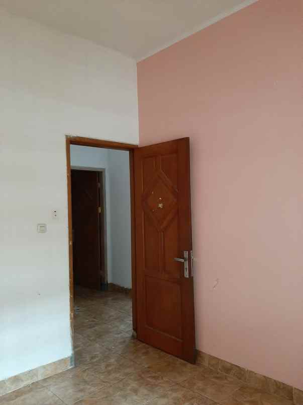 rumah kelapadua wetan ciracas jaktim