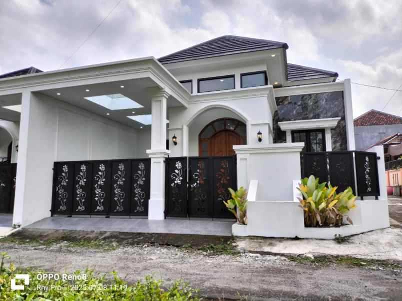 rumah klasik sleman dekat kampus uii yogyakarta