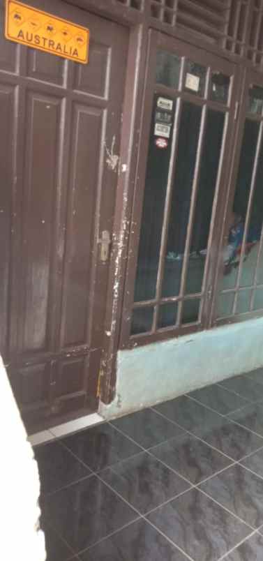 rumah kontrakan 3 pintu di m kahfi 1 jagakarsa