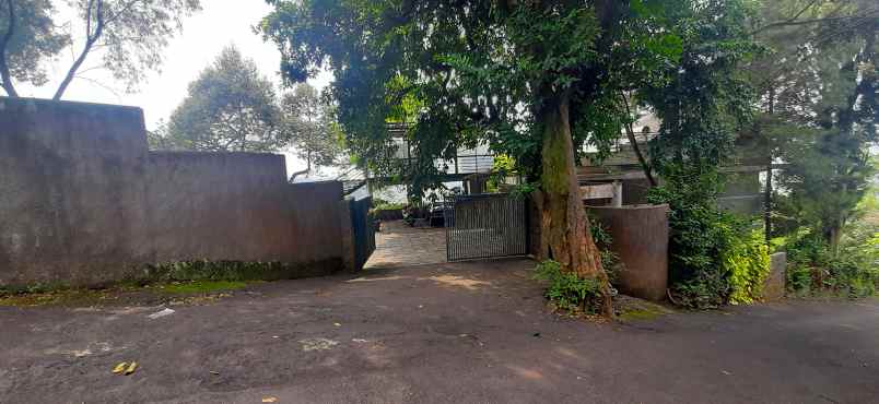 rumah lembah pakar timur