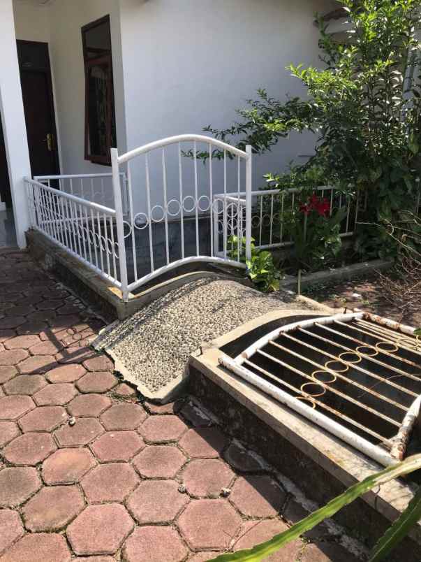 rumah luas 180 m2 ujungberung hanya 850 juta