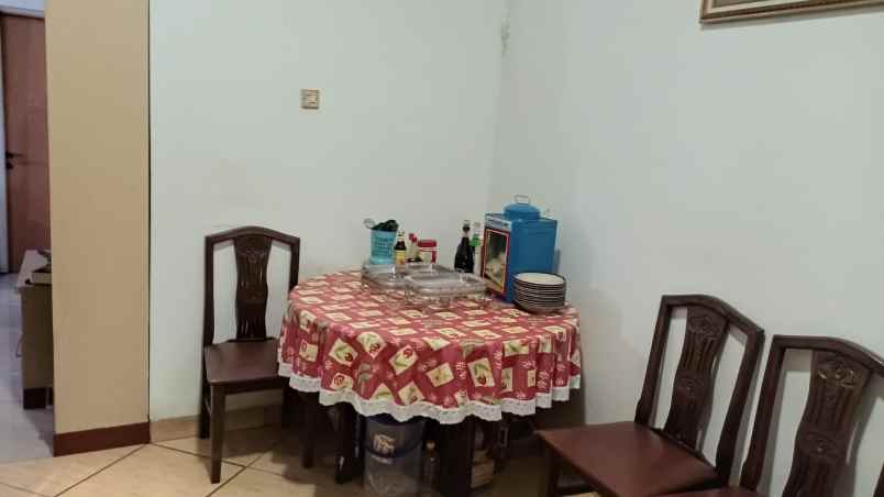 rumah luas 3 kt taman cilodong dpeok