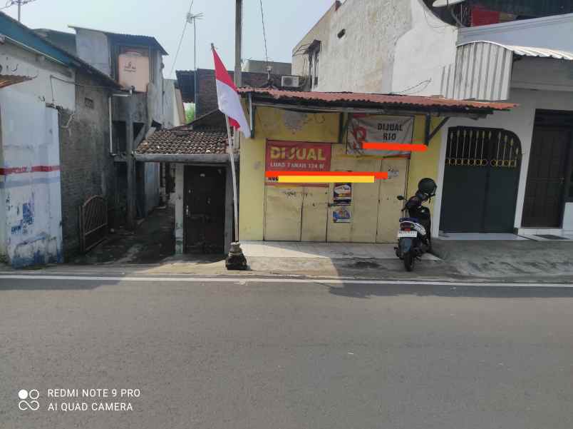 rumah main road joyosuran pasar kliwon solo