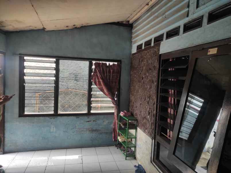 rumah main road joyosuran pasar kliwon solo