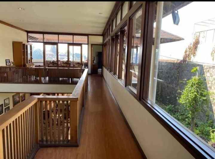 rumah mainroad dago bandung potensial segala usaha