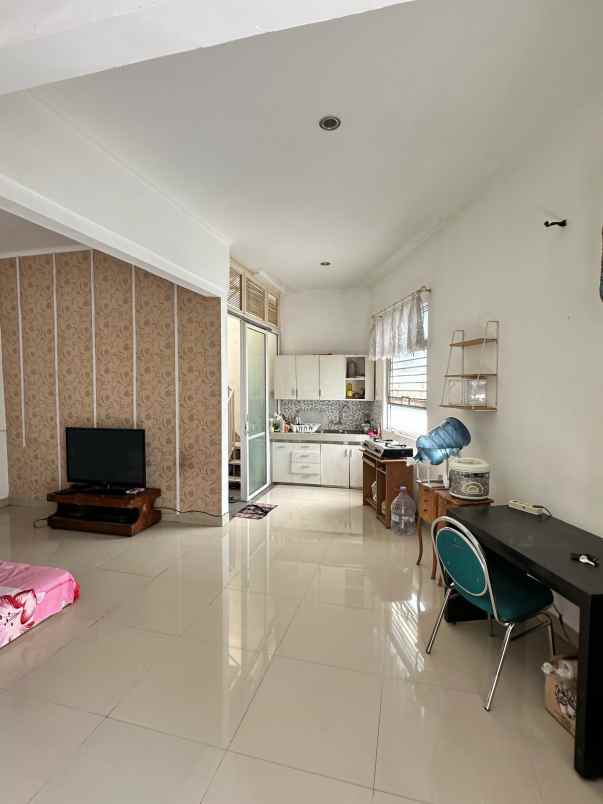 rumah minimalis harga menarik furnish cigadung bandung