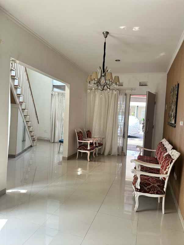 rumah minimalis harga menarik furnish cigadung bandung