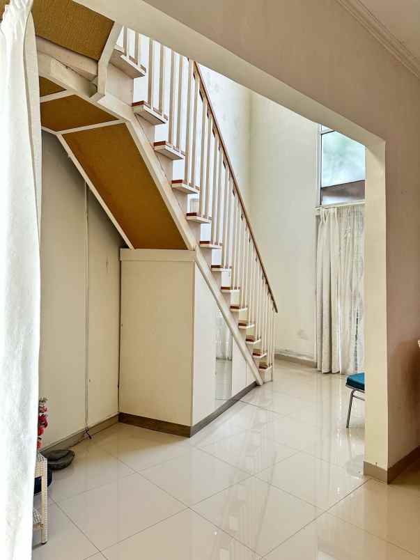 rumah minimalis harga menarik furnish cigadung bandung
