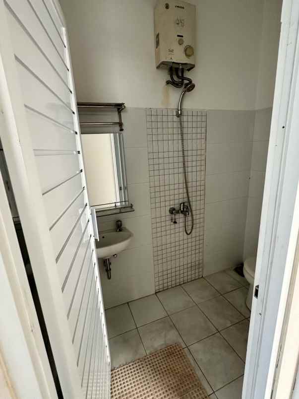 rumah minimalis harga menarik furnish cigadung bandung