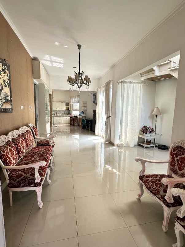 rumah minimalis harga menarik furnish cigadung bandung