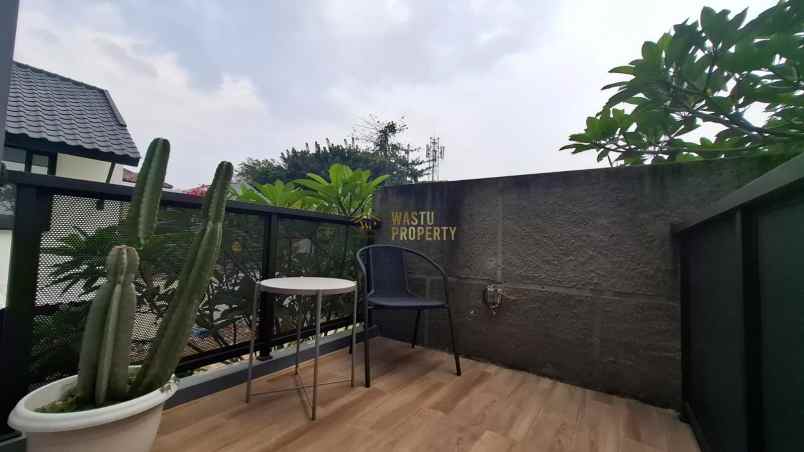 rumah modern 2 lantai di jagakarsa dekat mrt fatmawati