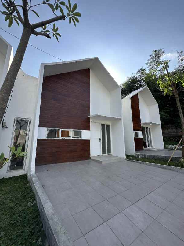 rumah modern dekat kampus jember